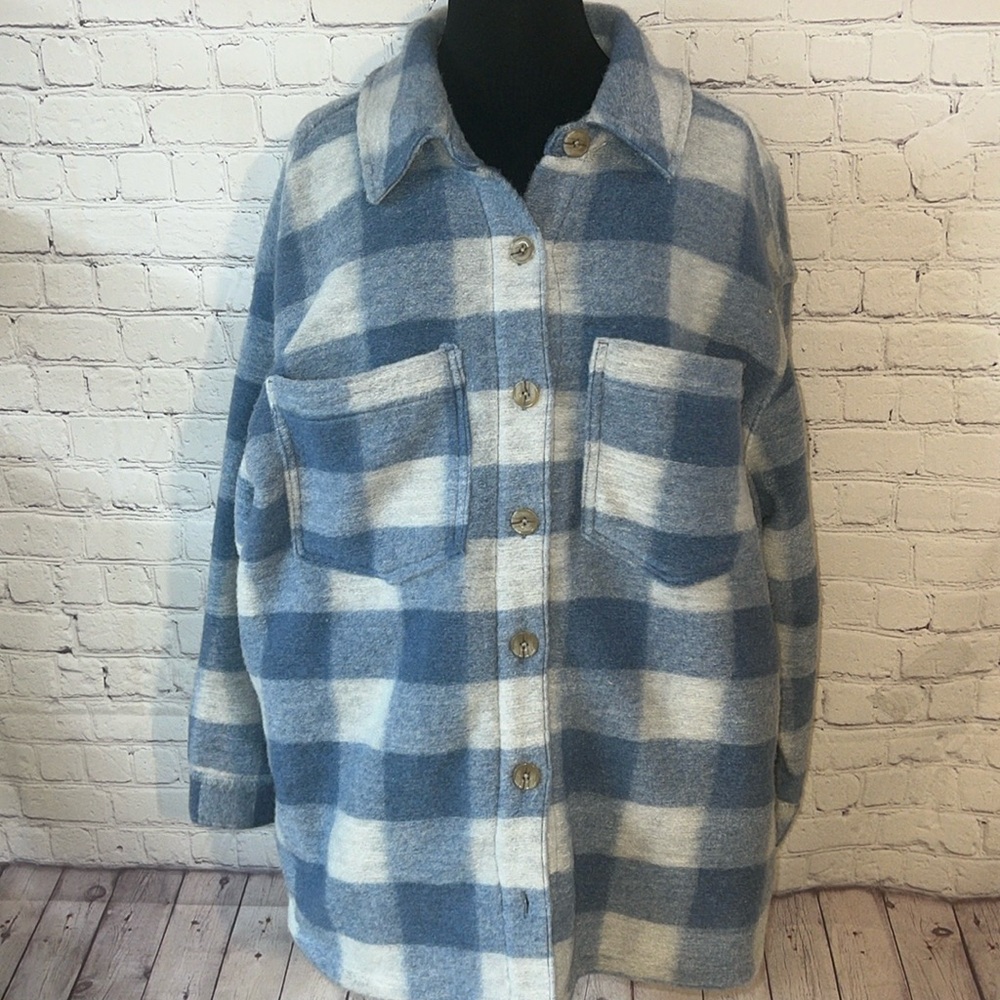 OX Sonoma blue and ivory plaid button down long sleeve barn jacket. Plus…